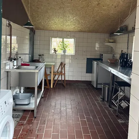 Erve Zonnehoeve Minicamping En Wijngaard Kamp alanı