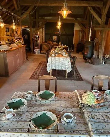 Erve Zonnehoeve Minicamping En Wijngaard פורדן