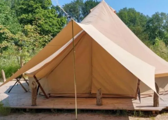 Erve Zonnehoeve Minicamping En Wijngaard