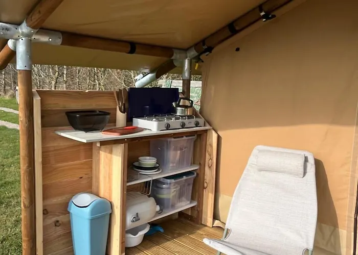 Erve Zonnehoeve Minicamping En Wijngaard *